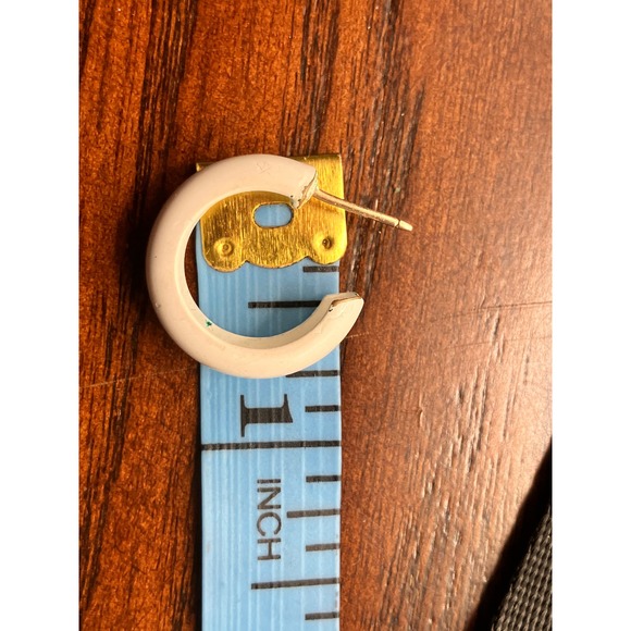 Vintage White Enamel Hoop Earrings! - Picture 8 of 9